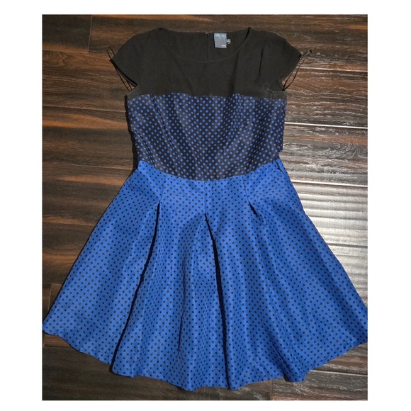 Worn once - Gabby & Skye (Nordstrom) Dress Blue/Black polka dot Sz 12 - Picture 1 of 6